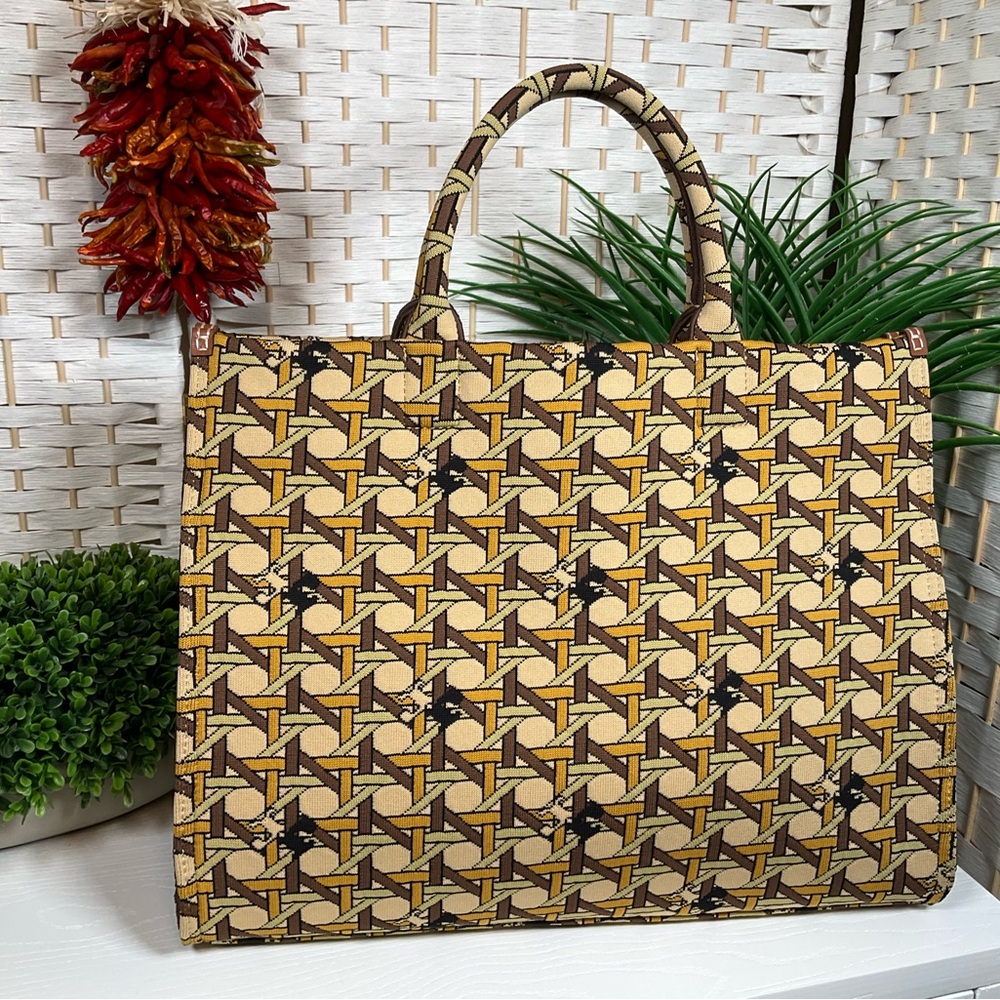 Tory Burch Ella Circular Knit Tote
Color: Tan Basketweave